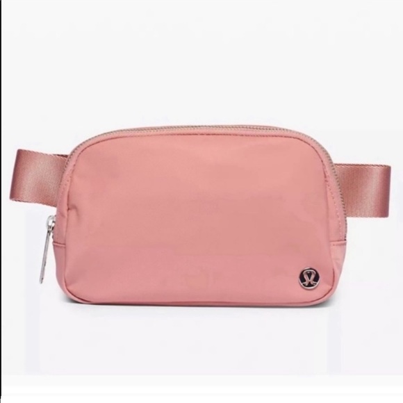 lululemon athletica Handbags - Lululemon- Everywhere Belt Bag- pink pastel